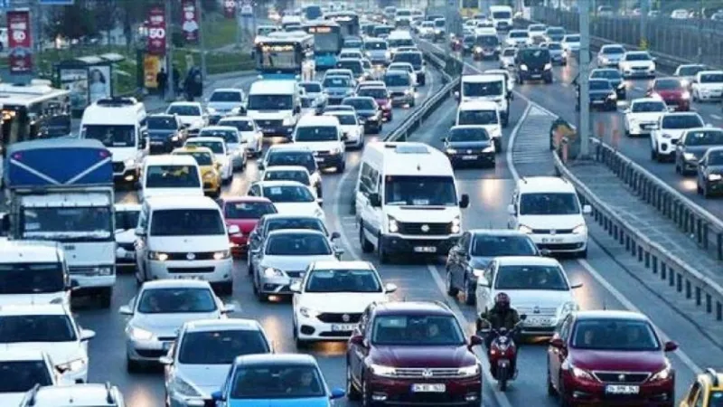 Arabası olan aman dikkat: Yaptırmayan neredeyse 150 bin lira ceza alacak
