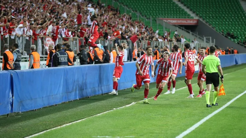 Bandırmaspor, final kapısını araladı