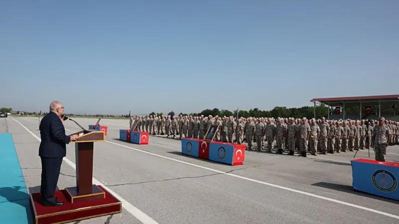 Başkan Erdoğan, Mehmetçiğin bayramını kutladı