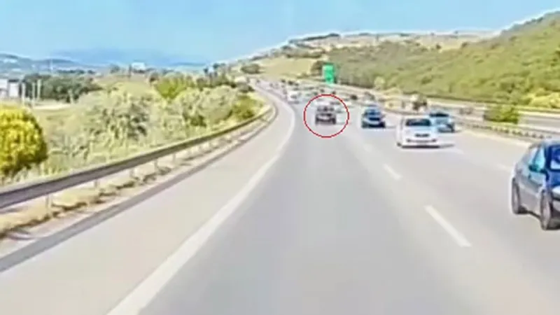 Bayram trafiğinde insan hayatı hiçe sayıldı! O anlar kamerada