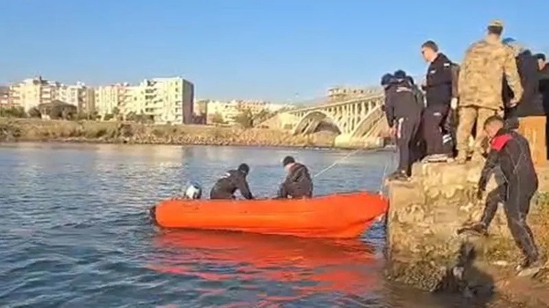 Dicle Nehri’ne düşen terliğini almak isteyen çocuk boğuldu