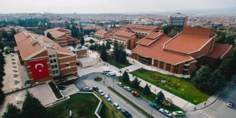 Eskişehir'de 3 öğrenciye ‘İmamoğlu’ soruşturması: Geleceğimiz yargılanmak isteniyor