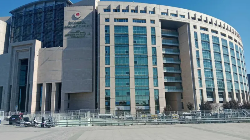 İstanbul Cumhuriyet Başsavcılığı tarafından yürütülen soruşturma kapsamında Hat Holding ve Investco'ya kayyum atandı