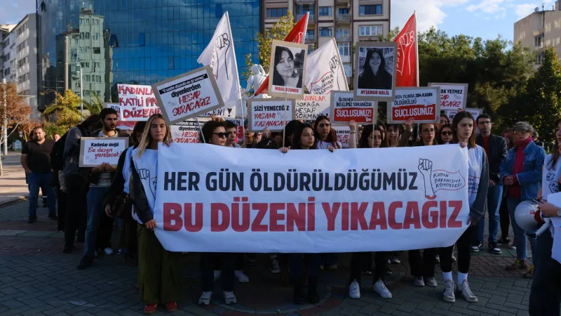 Kadınlar İkbal ve Ayşenur için sokakta: Yas tutmayacak, sessiz anmalar ve taziyelerle yetinmeyeceğiz!