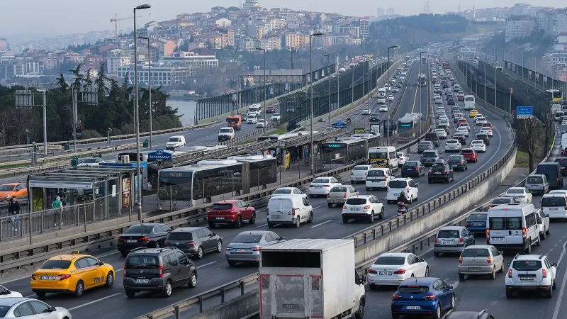 Yollarda Son Durum Alarm Veriyor! Sürücüler Dikkat!