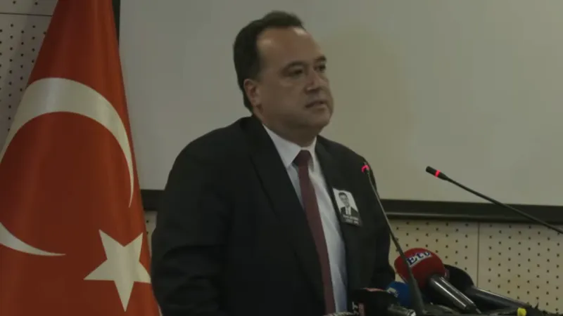 Manisa Büyükşehir Belediyesi'nin yeni başkanı Besim Dutlulu oldu