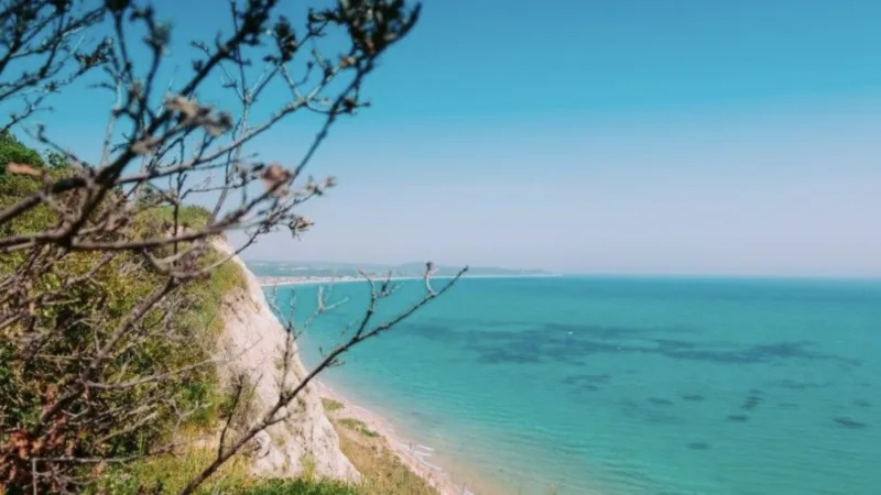 Mavi ve yeşilin buluştuğu "Saros Körfezi" sahillerine Avrupalı turist ilgisi