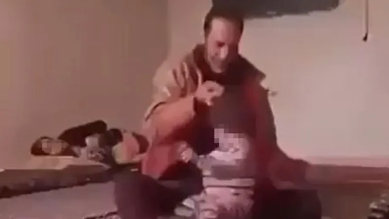Şok Savunma! 2 Yaşındaki Bebeği Dövmek Şaka Mıydı?