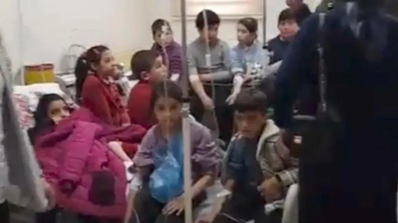 Okulda Zehirlenme Alarmı! 90 Öğrenci Hastanede!