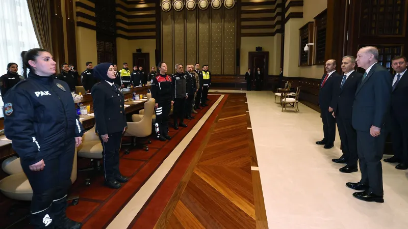 Erdoğan'dan Kritik Kabul! Bakan Yerlikaya ve Polis Teşkilatı Zirvesi