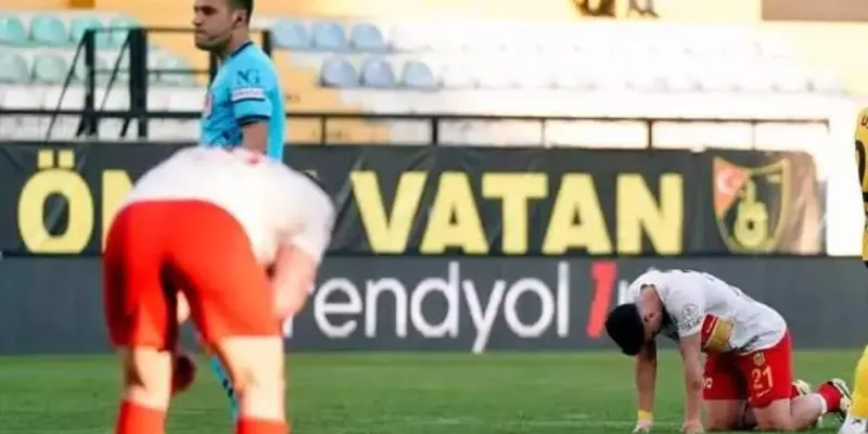 Şok! -21 Puanla Küme Düştüler: Futbol Tarihinde Bir İlk!