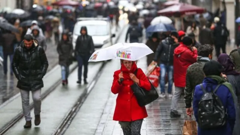İstanbul'da Hava Şoku! Sıcaklıklar Çakılıyor, Don Tehlikesi Kapıda!
