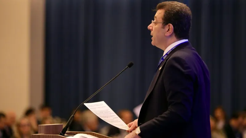 İmamoğlu'ndan Kritik Mesaj: Hakem Millet! Kaçan Yıkılır!