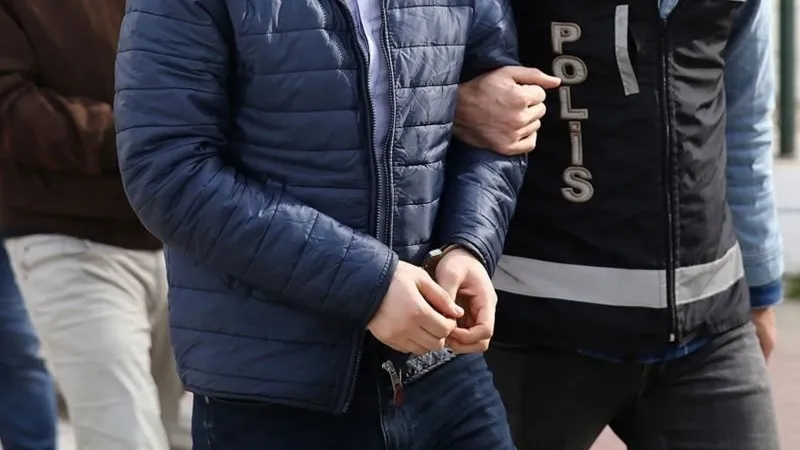 İstanbul'da Nefes Kesen Operasyon! Bin Kişi Gözaltında!