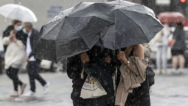İstanbul'a Fırtına Geliyor! Meteoroloji'den Kritik Uyarı