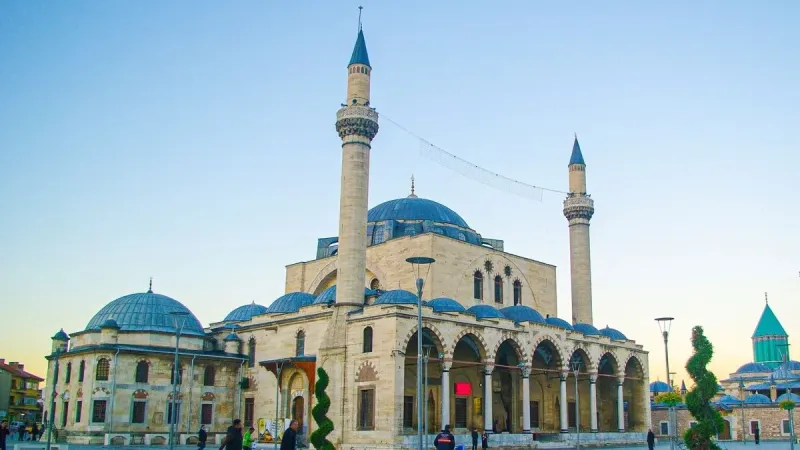 2025 Konya Ramazan Bayramı Namaz Saati: Diyanet Açıkladı