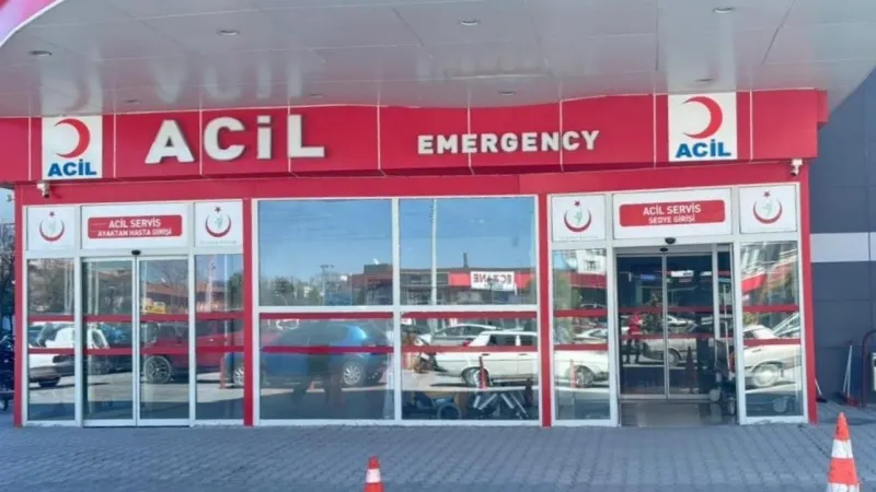 Konya'da Minibüs Faciası! Çocuk Yaralı Kurtuldu