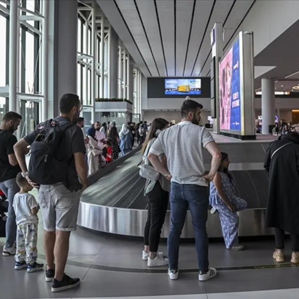 Öğrencileri Dolandırıp Kaçtı! Kayseri'de Şok Gelişme