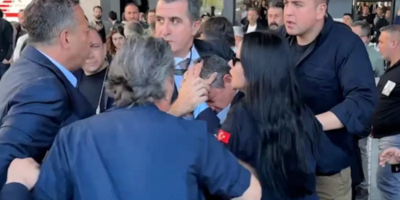 Özgür Özel'e Saldırı Sonrası Provokasyon! Bakan Yerlikaya Duyurdu