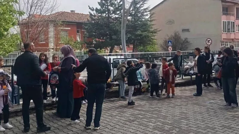 Simav Sallandı! Peş Peşe Depremler ve Uzmanlardan Fırtına Uyarısı