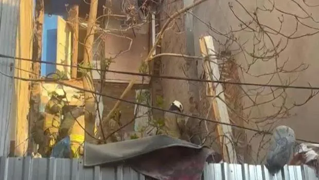 Beyoğlu'nda Korkutan Çökme! Bina Neden Yıkıldı?