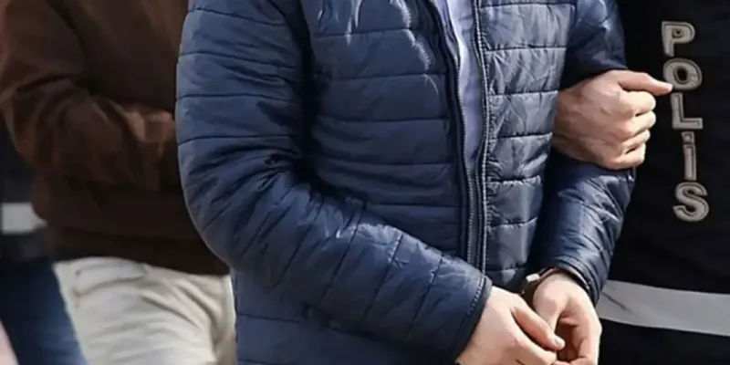 Tekirdağ'da Şafak Operasyonu! 10 Gözaltı, Silahlar Ele Geçirildi!