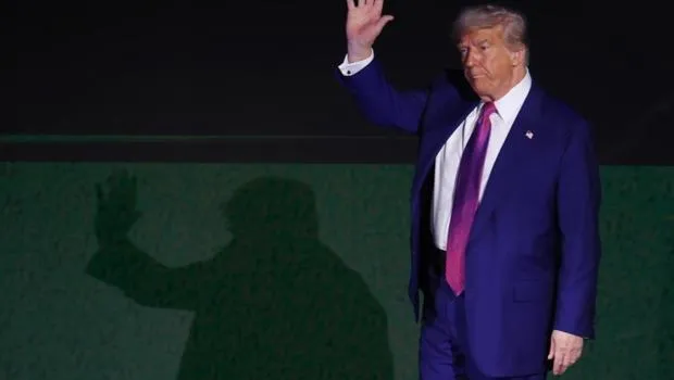 Trump'tan İran'a Sert Uyarı: Şiddet İçeren Yol!