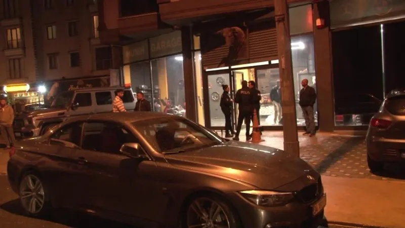 Ümraniye'de Park Kavgası Kan Döktü! Silahlar Çekildi