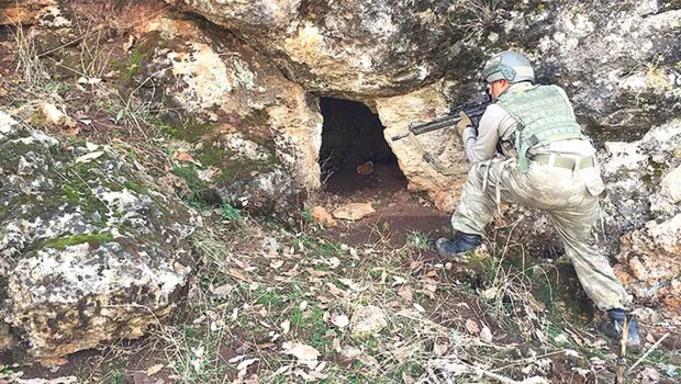 PKK Türkiye'yi Terk Etti! İşte Gözetim Altındaki Çekilme Detayları