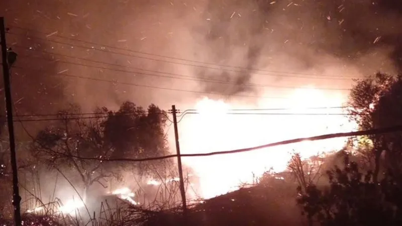 Silifke’deki Ağaçlık Yangın Hızla Söndürüldü
