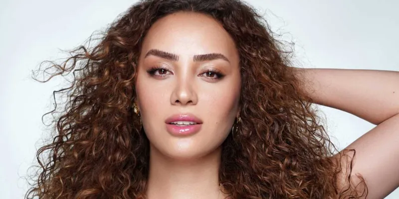 Çiğ Köfte Diyetiyle Zayıflamak Mı? Ünlü Şarkıcı Açıkladı!